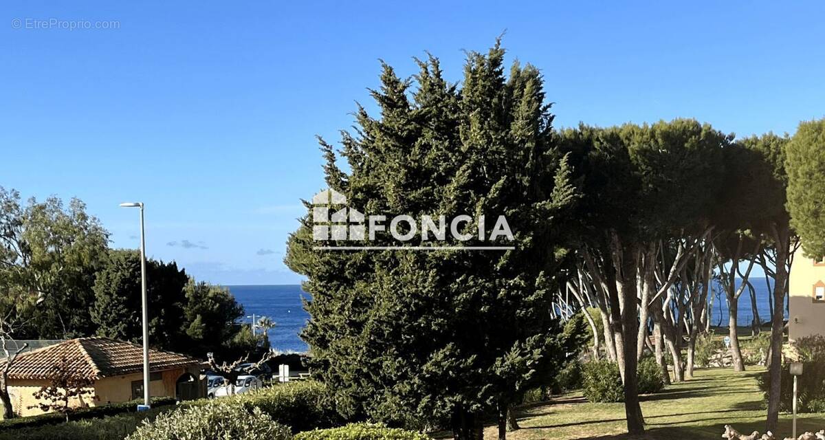 Appartement à SIX-FOURS-LES-PLAGES