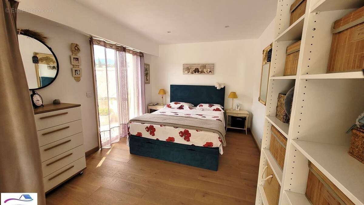Appartement 80 m² à Mandelieu-La-Napoule  - photo 7