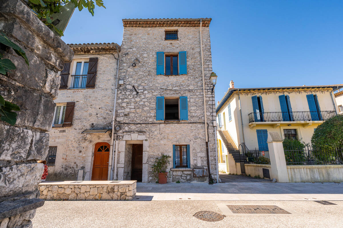 Maison à LA COLLE-SUR-LOUP