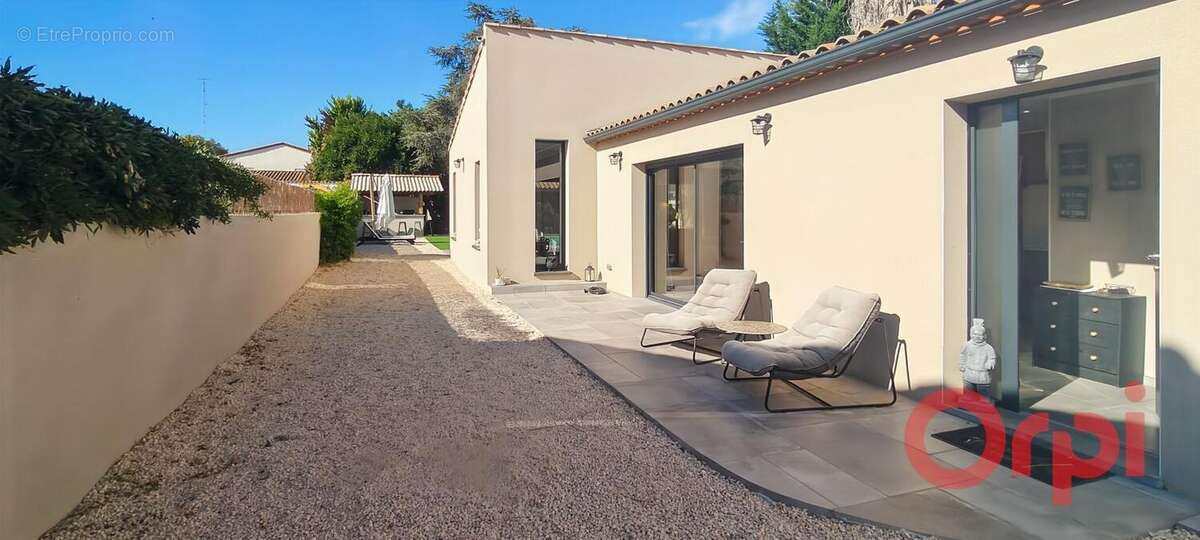 Maison à VILLENEUVE-LES-BEZIERS