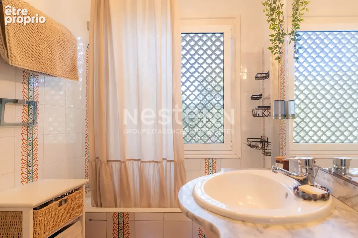 Villa mitoyenne en triplex au Domaine de Cala Rossa - Plage à pied - photo 18