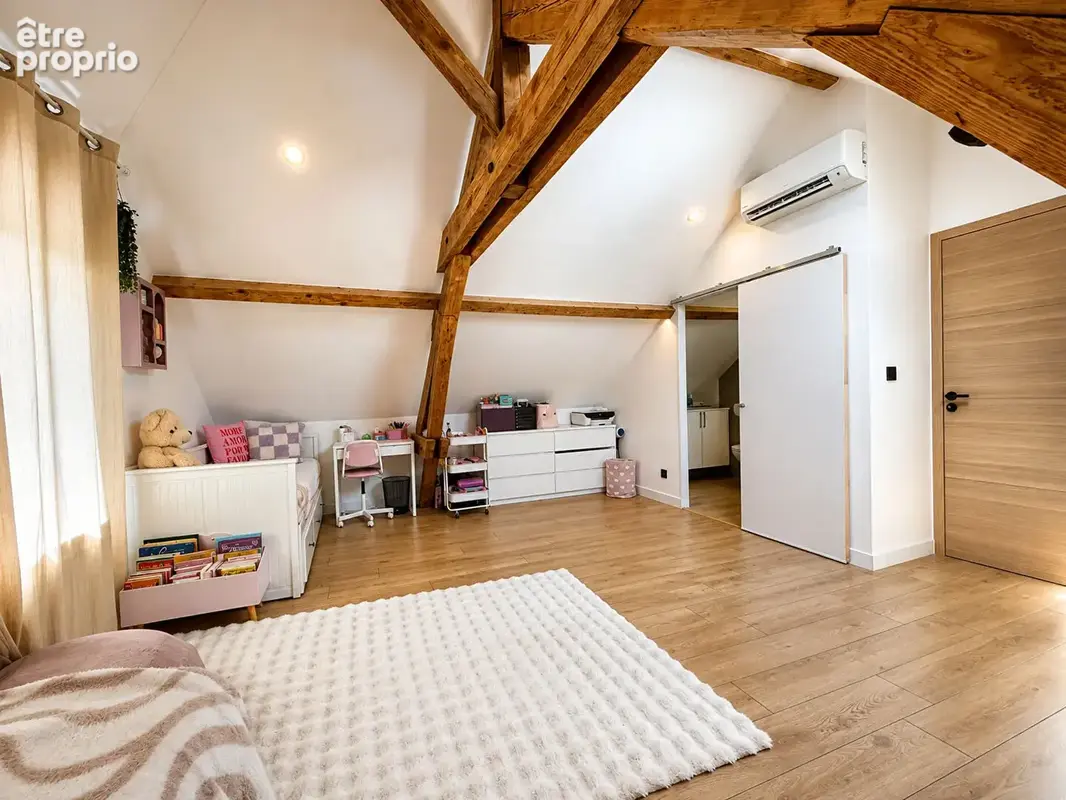 Appartement rénovée 109 m²  à Perrignier - photo 10