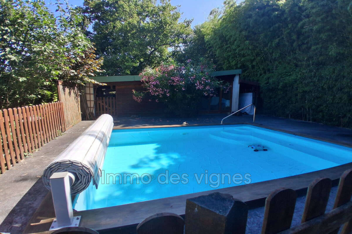 Maison à AMBARES-ET-LAGRAVE