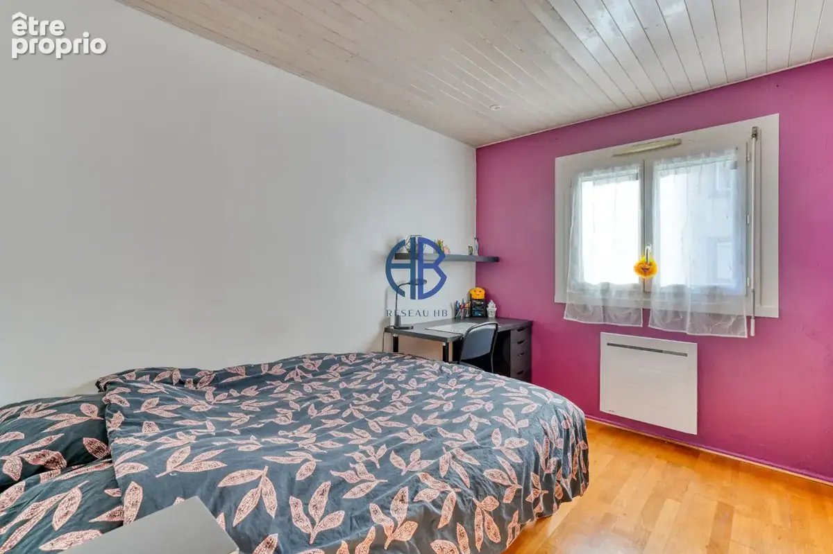 Appartement Chassieu 4 pièce(s) 93 m2 - photo 4