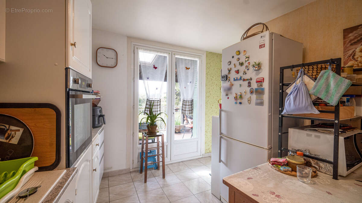 Maison à MONTELIMAR