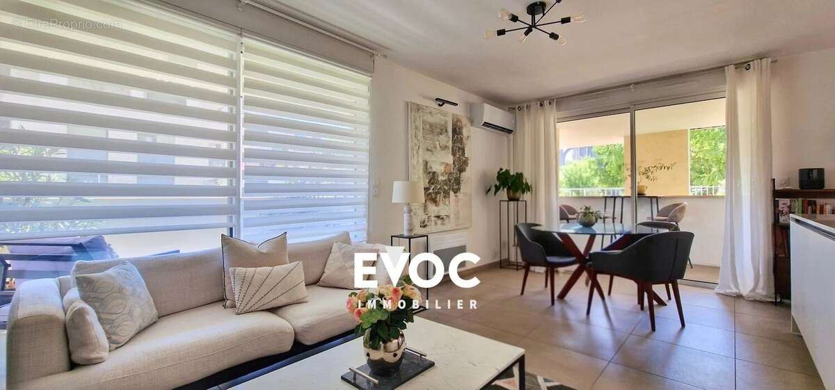 Appartement T3 de 65,6 m² — Terrasse de 44 m² plein sud — Quartier des Beaux-Arts, Montpellier - photo 7