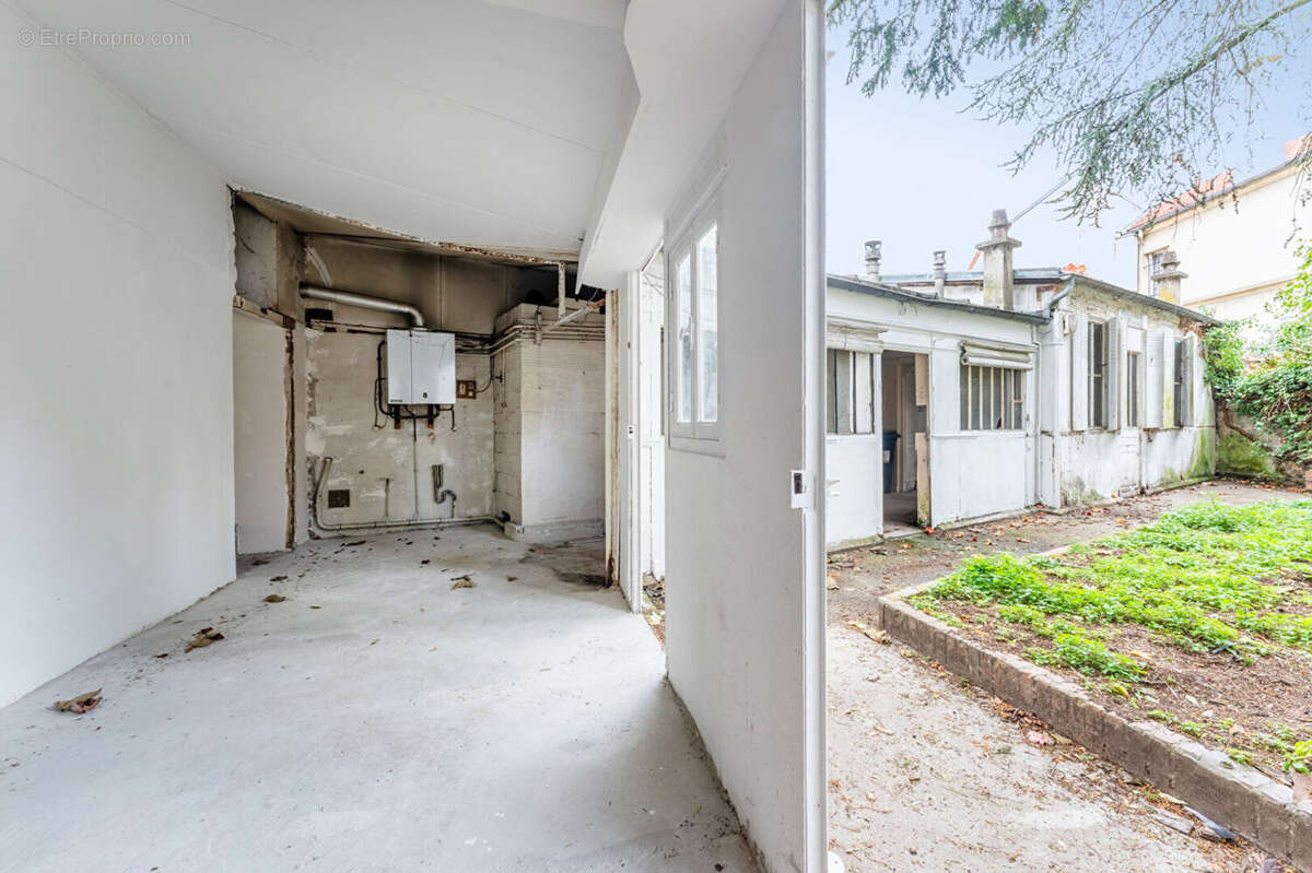 Maison à CHARENTON-LE-PONT