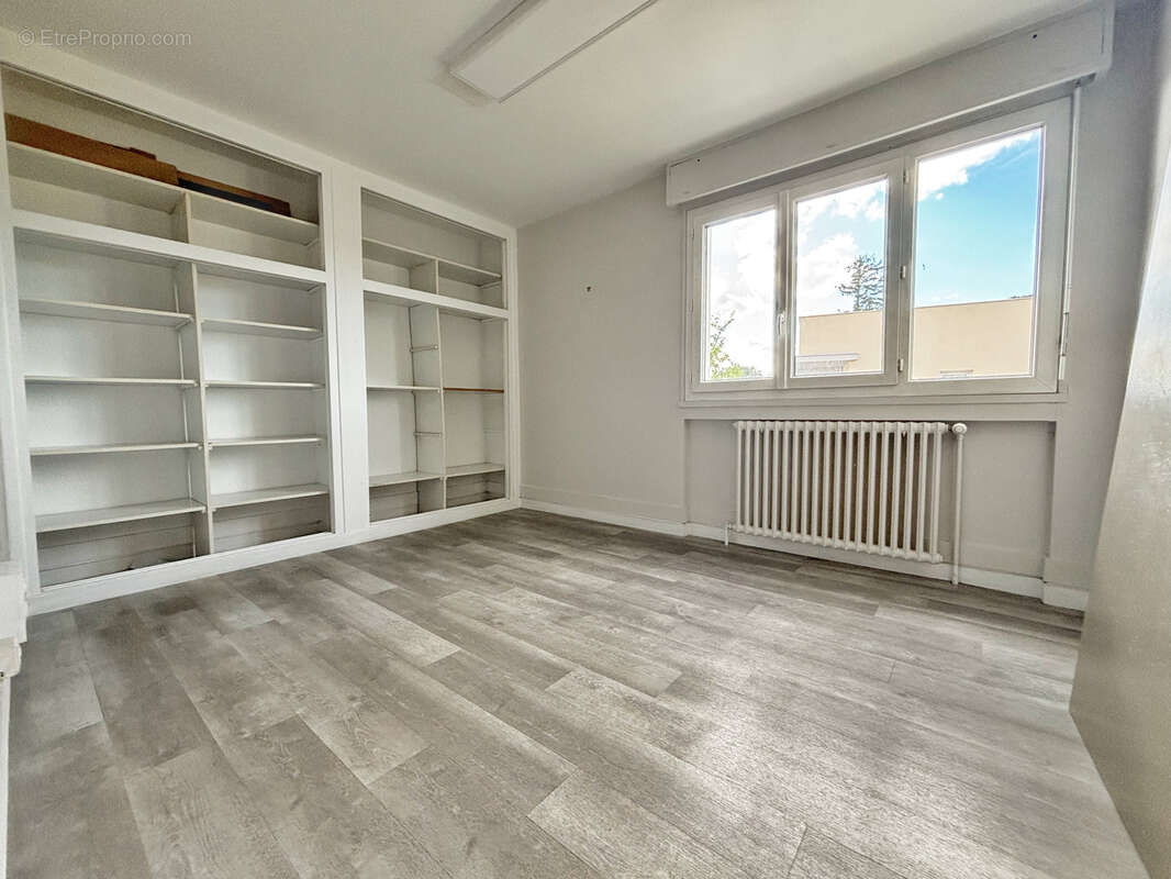 Appartement à LA VERPILLIERE