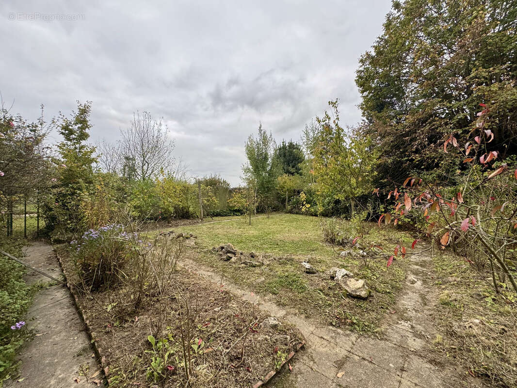 Maison à COULOMMIERS