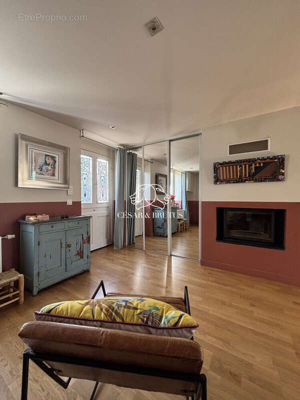 Maison à TASSIN-LA-DEMI-LUNE