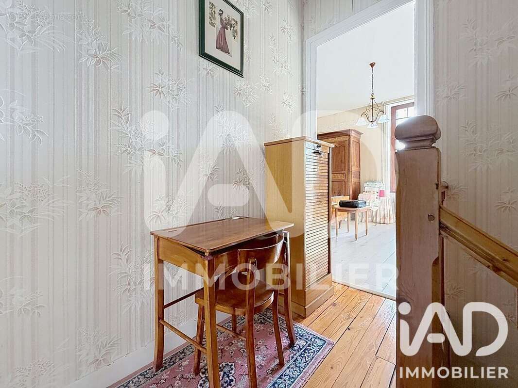 Maison 114 m² à La Rochelle  - photo 6