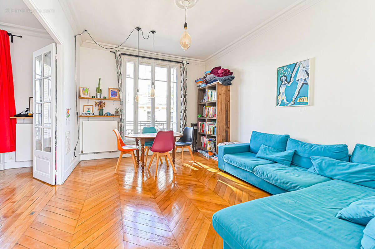 Appartement à PARIS-18E