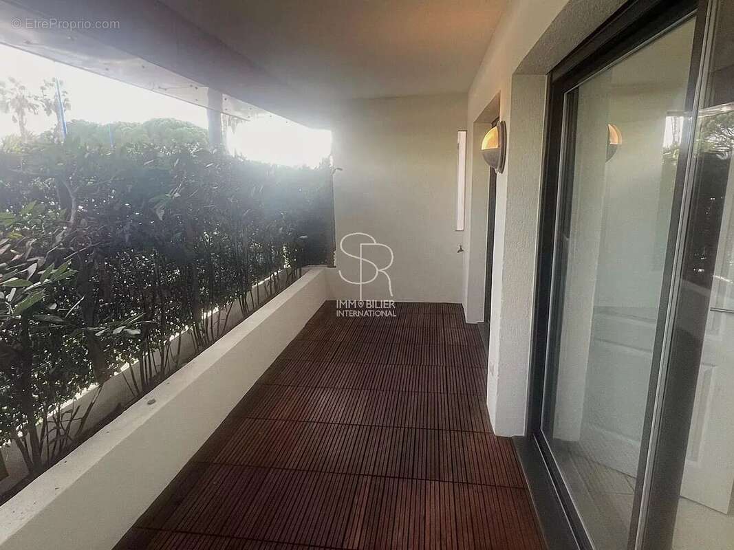Appartement à VILLENEUVE-LOUBET