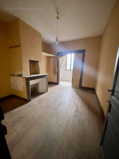 Maison à SARAMON