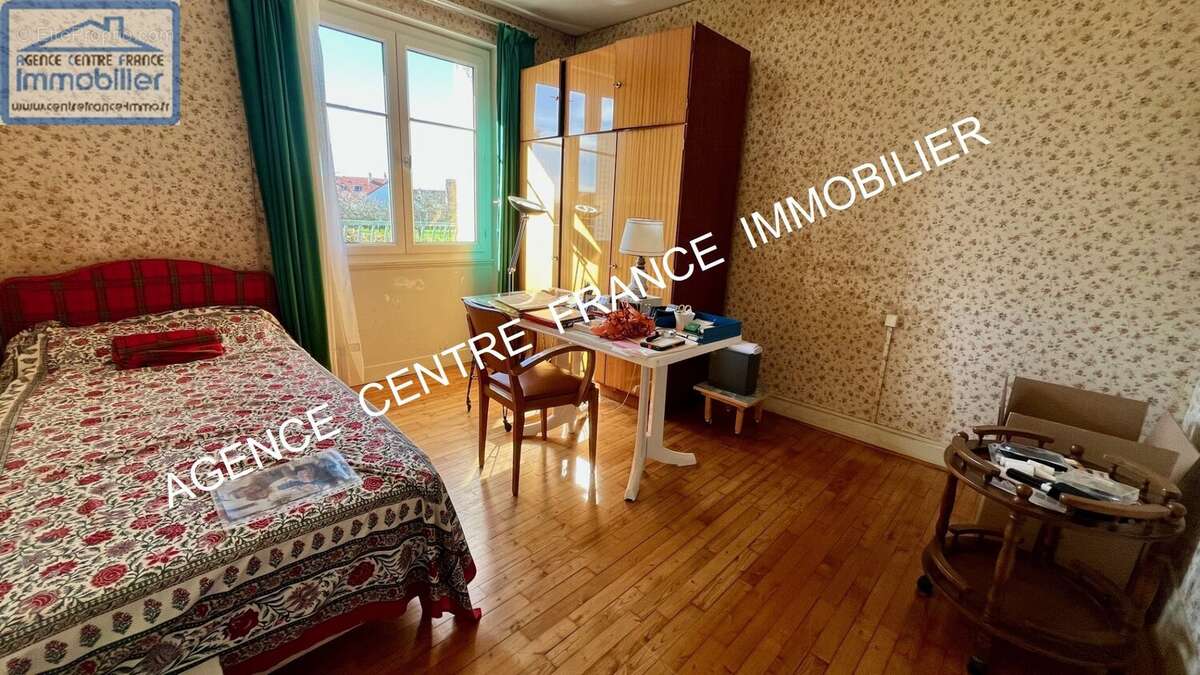 Maison à TROUY
