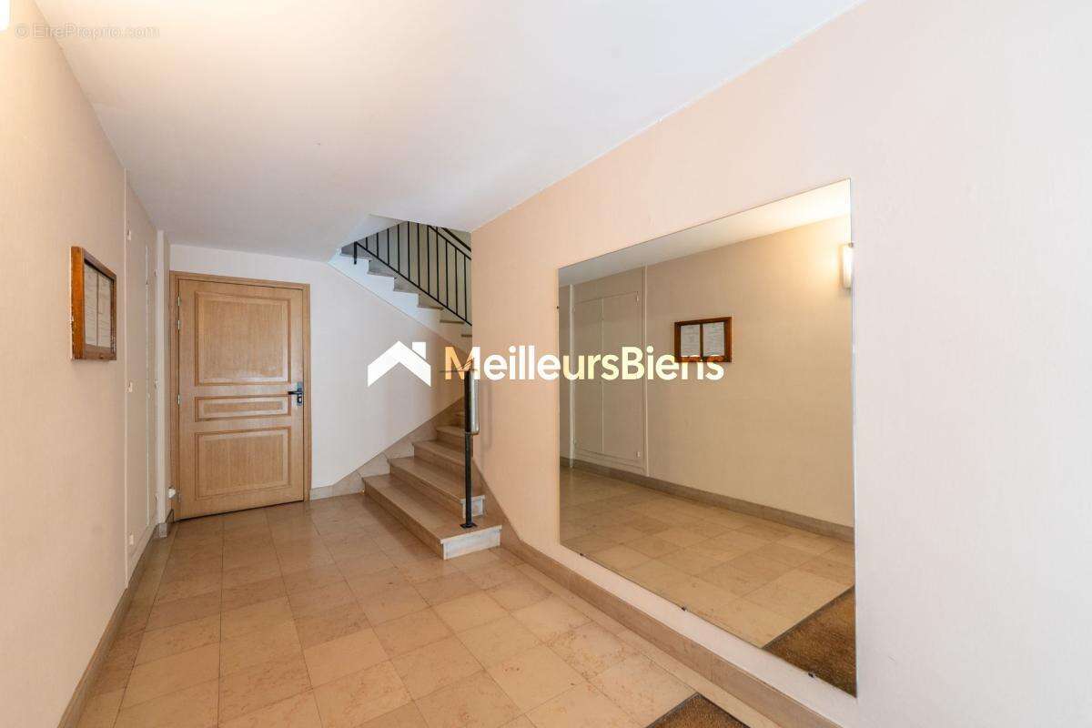 Appartement à SAINT-CLOUD