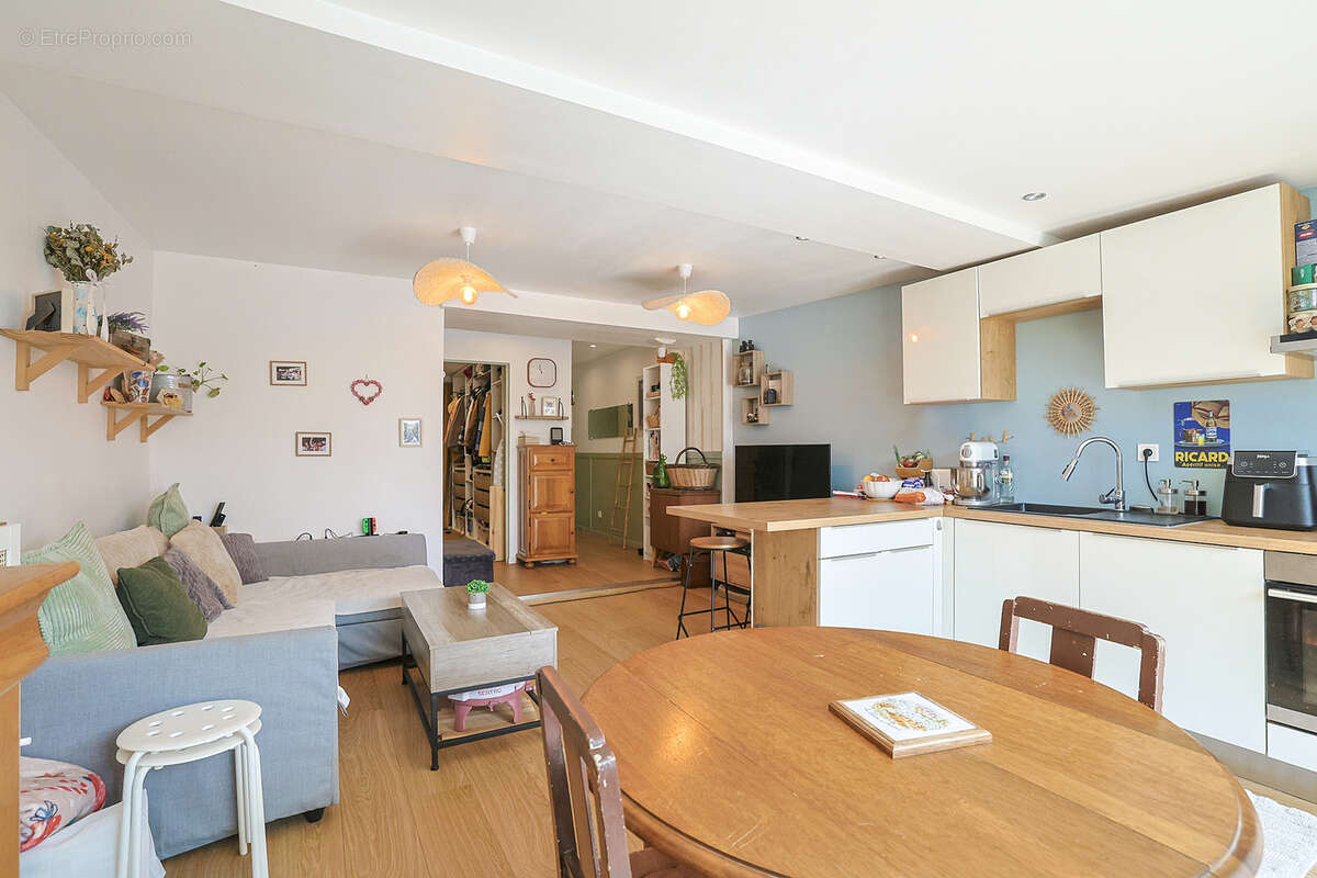 Appartement à PUGET-VILLE