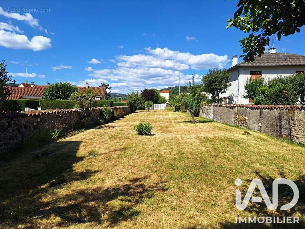 Maison 130 m² à Arpajon-Sur-Cere  - photo 5