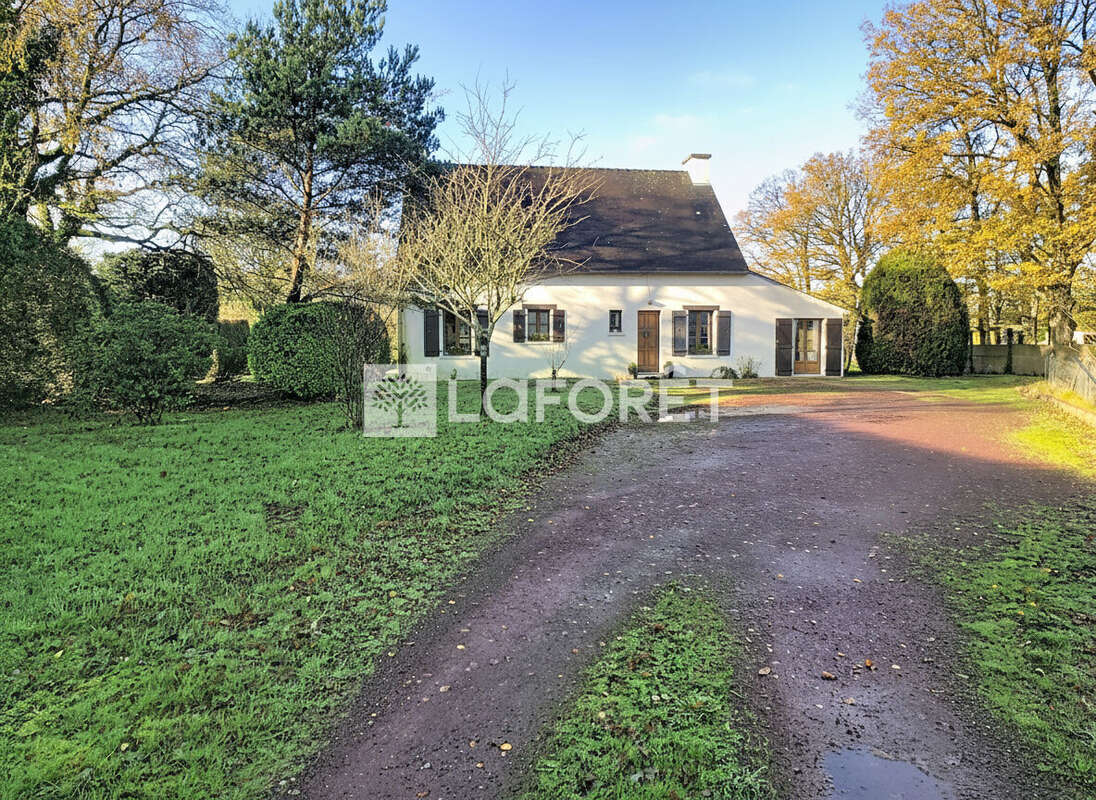 Maison Guer 156m² 5 chambres terrasse garage bureau cave - photo 16