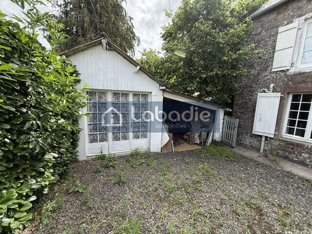 Maison d'habitation en pierre,  dans la bourg de Landelles et Coupigny - photo 3