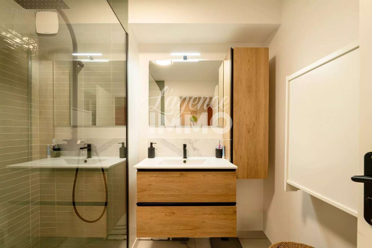 Appartement à SAINT-JORIOZ