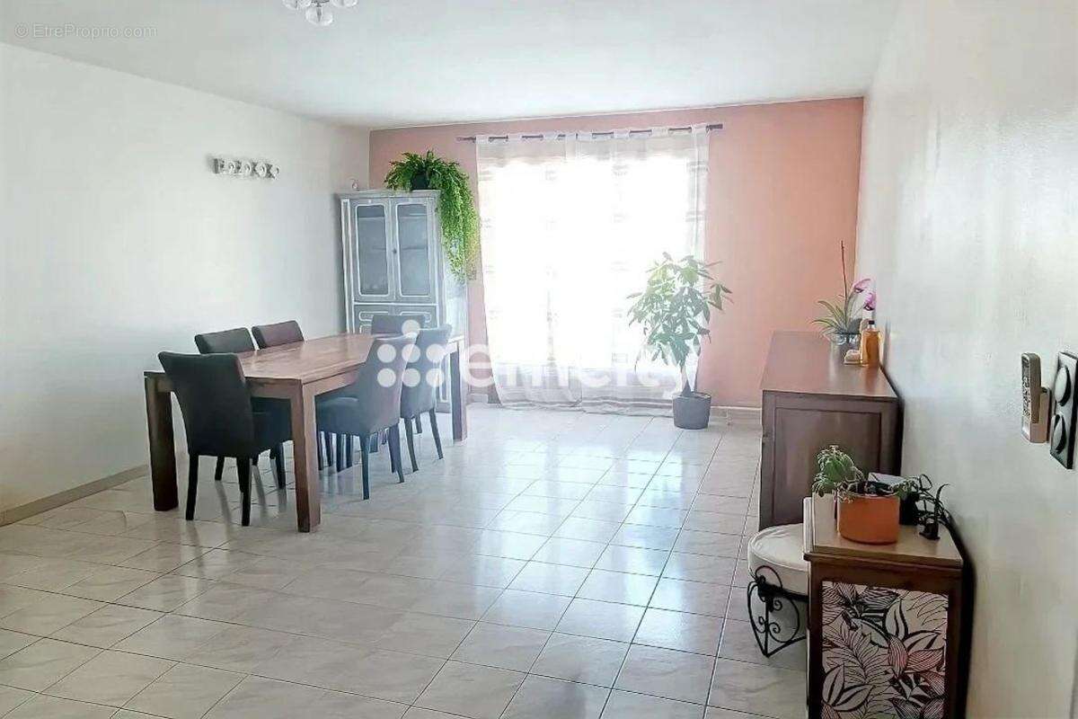 Maison à COLOMBIERS