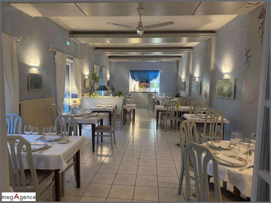 Commerce à GUECELARD