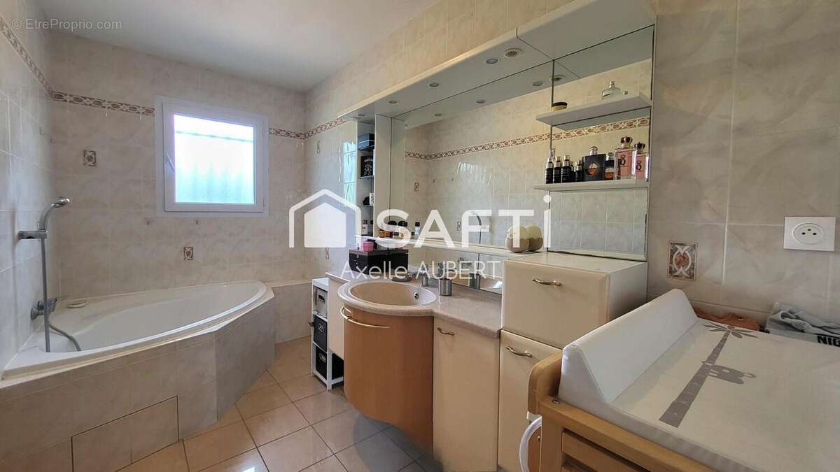 Photo 9 - Maison à VILLARS-LES-DOMBES