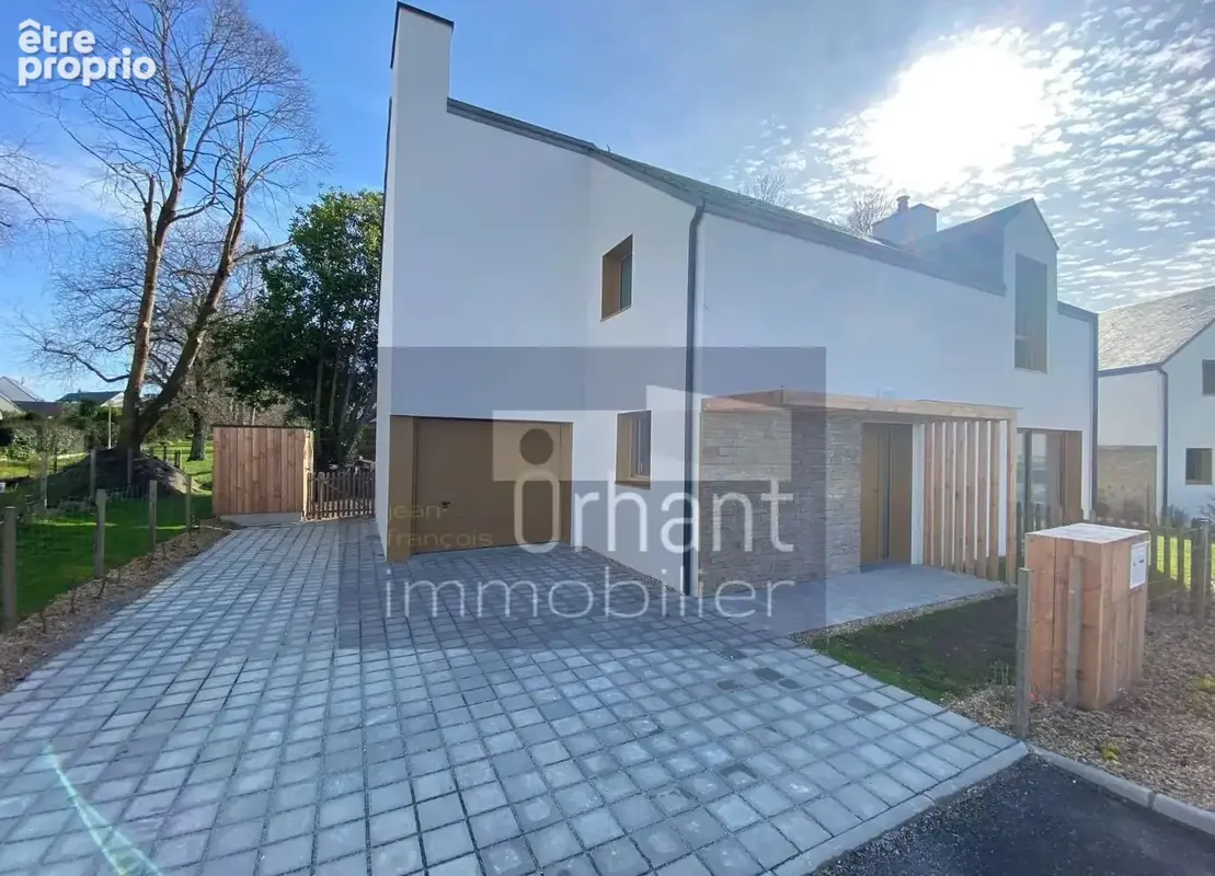 Maison à LARMOR-BADEN