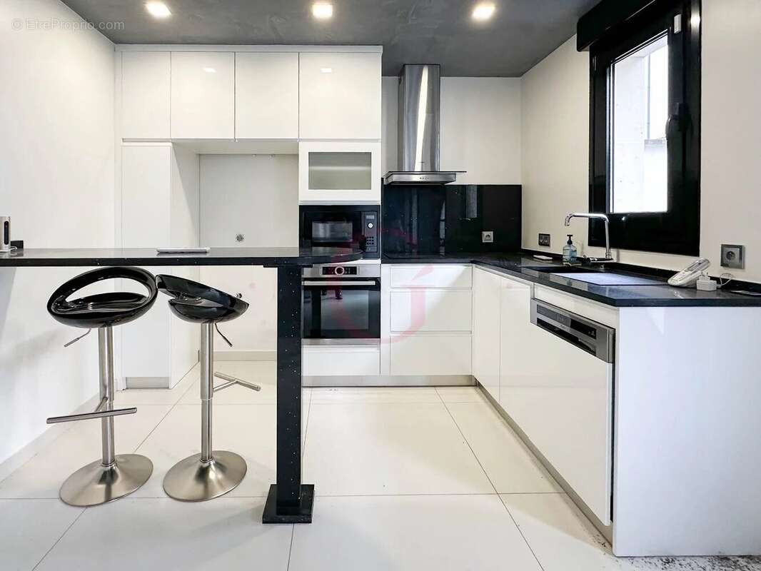 Appartement à BOURG-LA-REINE