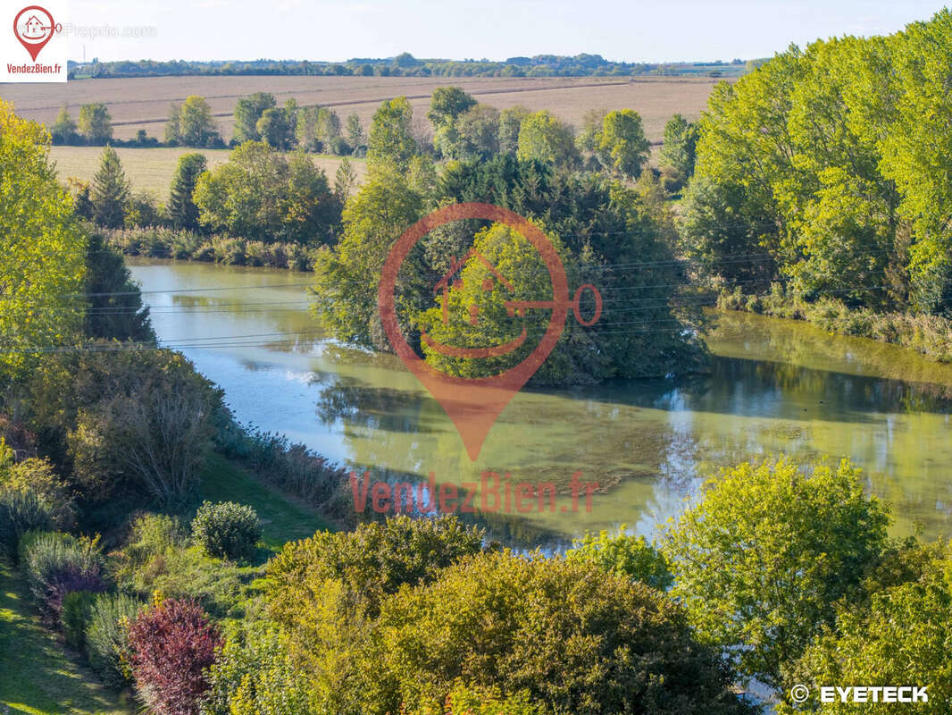 Maison à SAINT-GERMAIN-DU-PUY