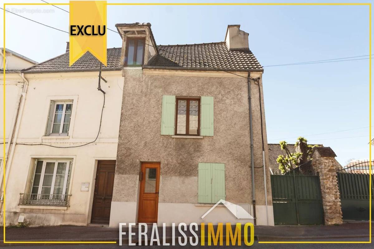 Maison à VAUX-SUR-SEINE