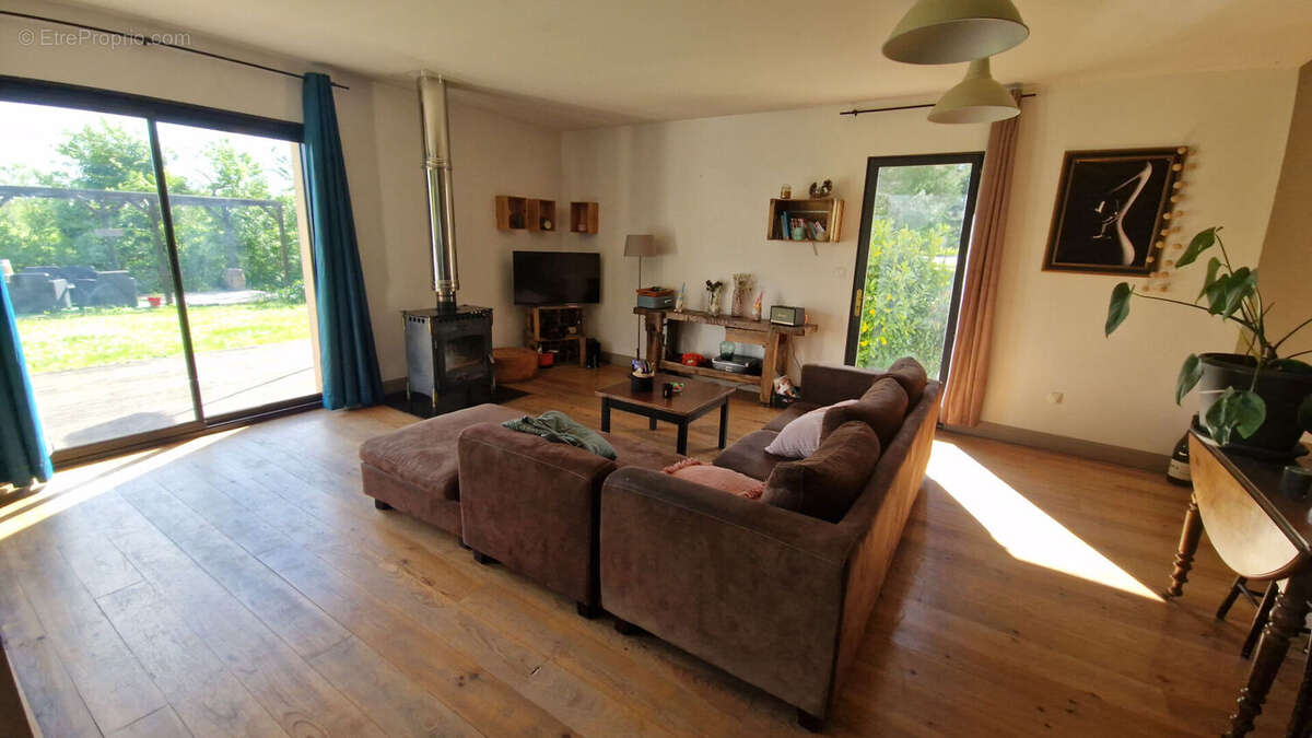 Maison à VERDUN-SUR-GARONNE