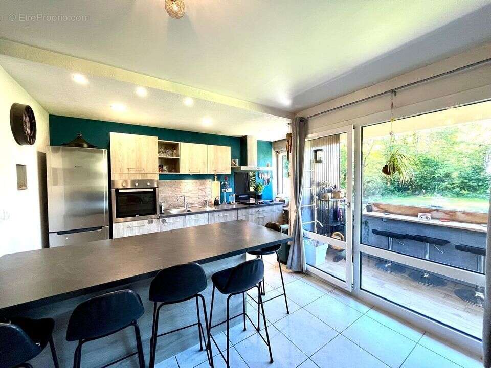 Appartement 71 m² à La Roche-Sur-Foron  - photo 10