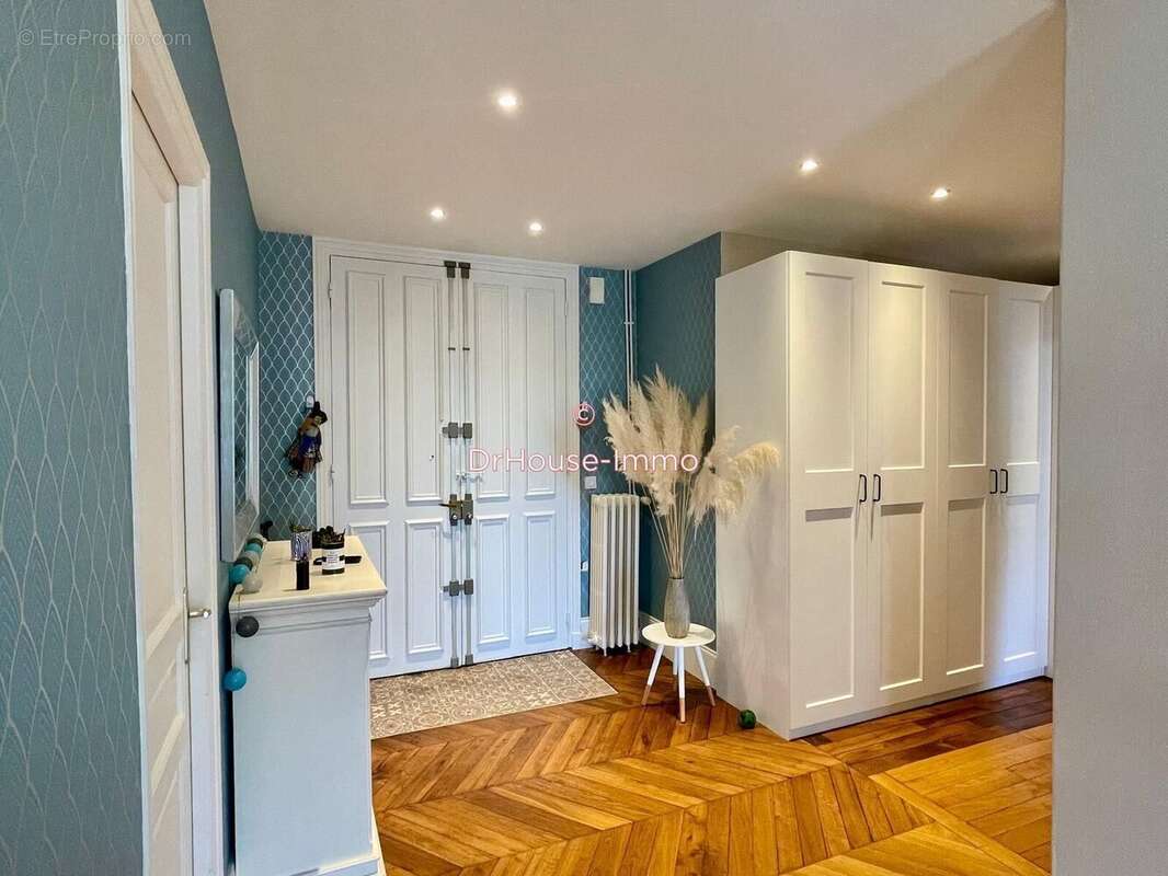 Appartement à MEULAN