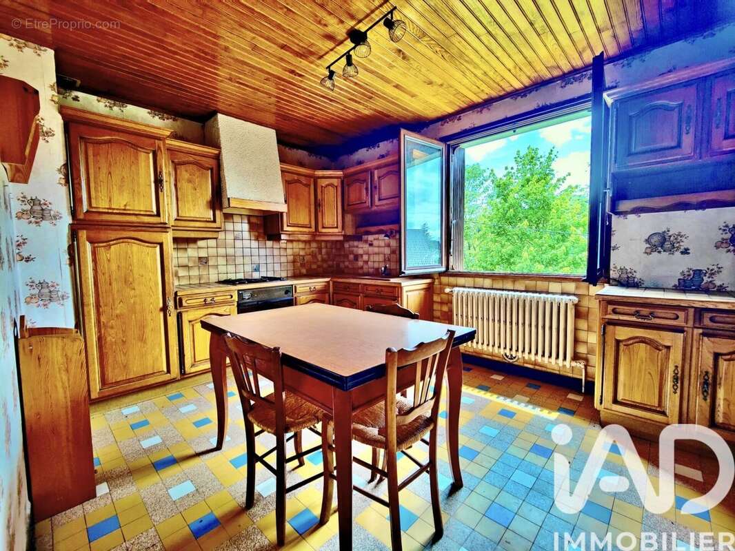 Photo 2 - Maison à SAINT-AGREVE