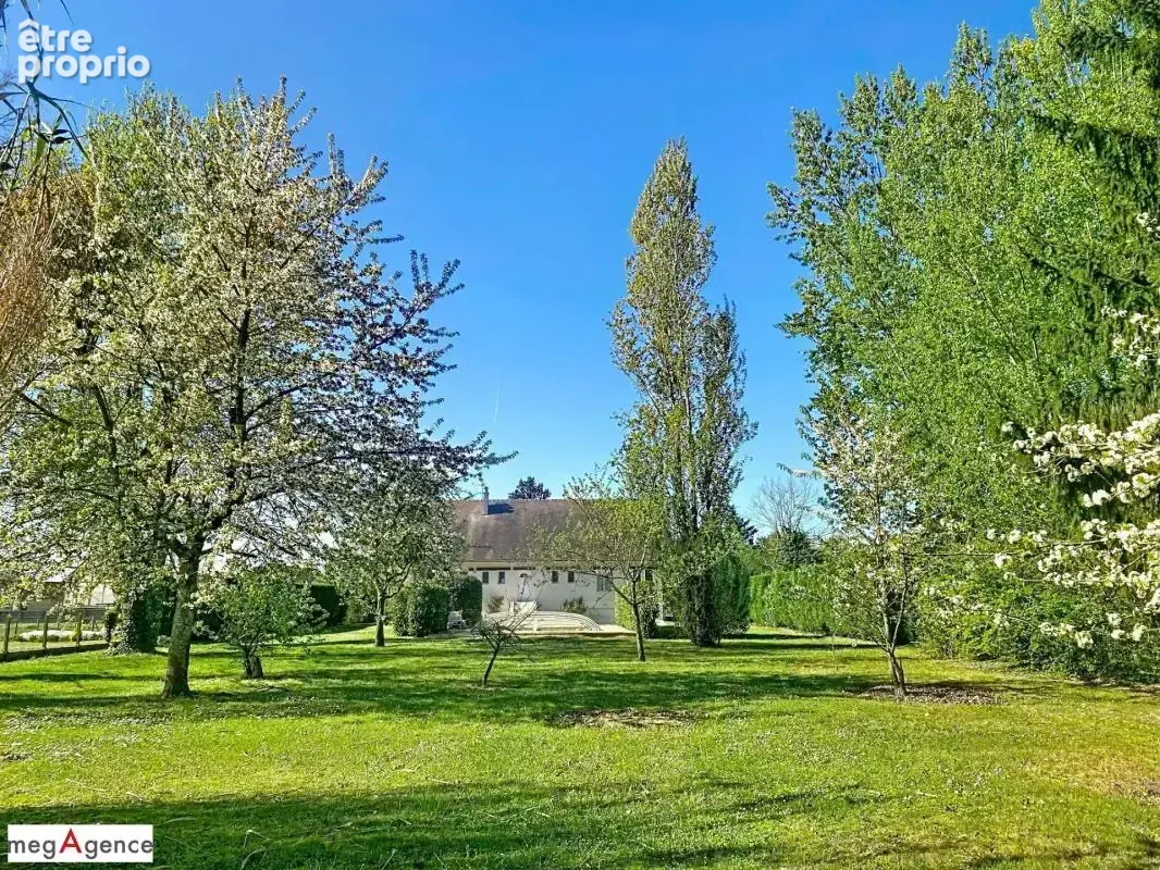Proche du centre ville avec parc et piscine - photo 18