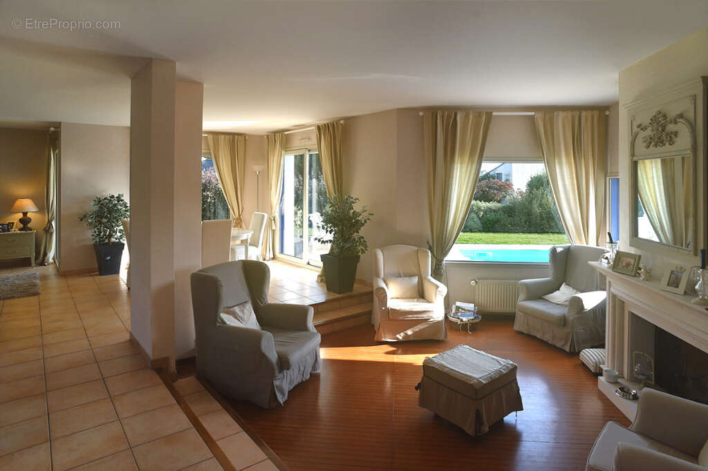 Maison à LA TRINITE-SUR-MER