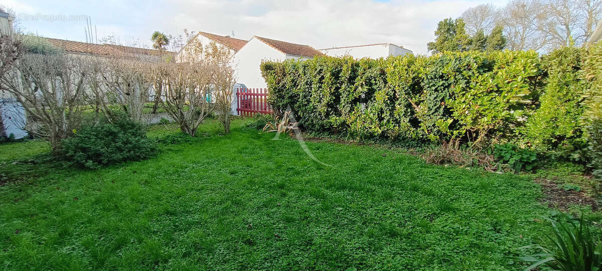 Maison à PORT-DES-BARQUES