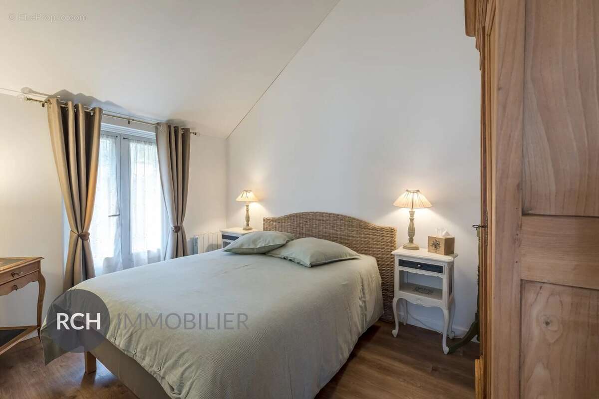 Maison à MONTFORT-L&#039;AMAURY