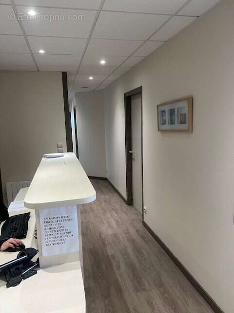 Commerce 130 m² à Saint-Malo  - photo 2