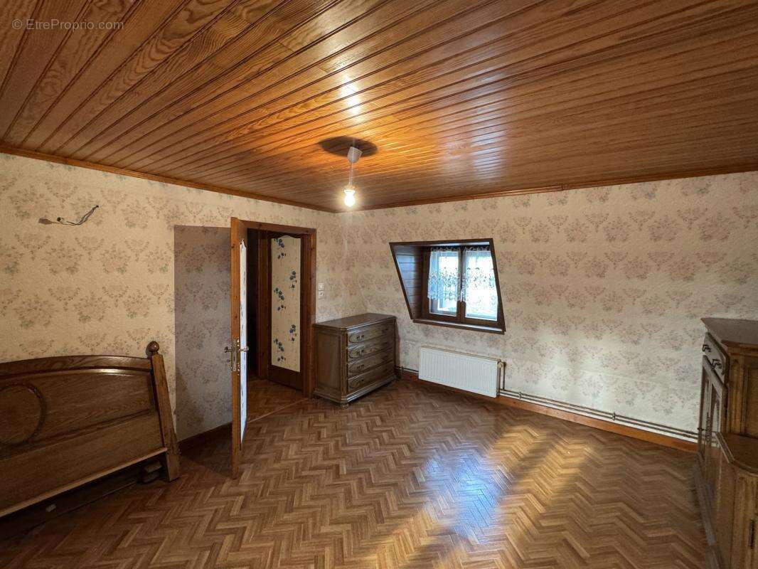 Maison à HOUPLIN-ANCOISNE