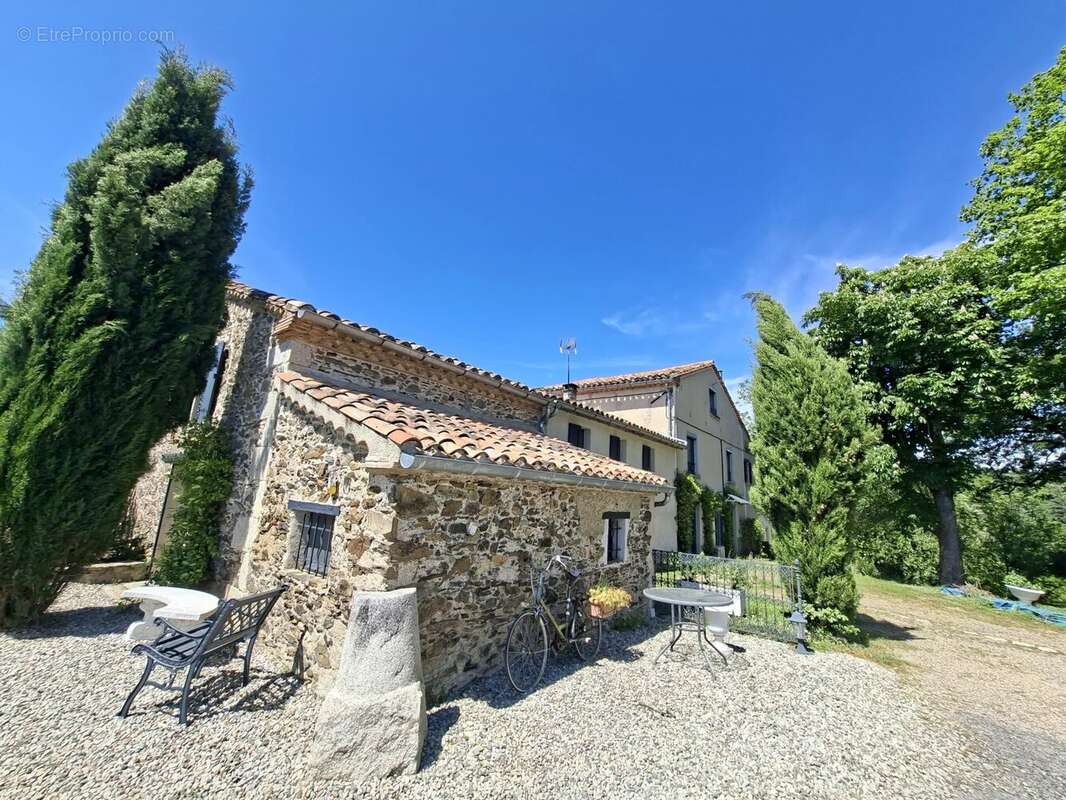Maison à ROQUECOURBE