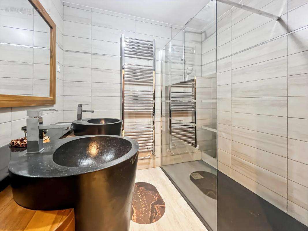 Maison à SAINT-SYLVESTRE-PRAGOULIN