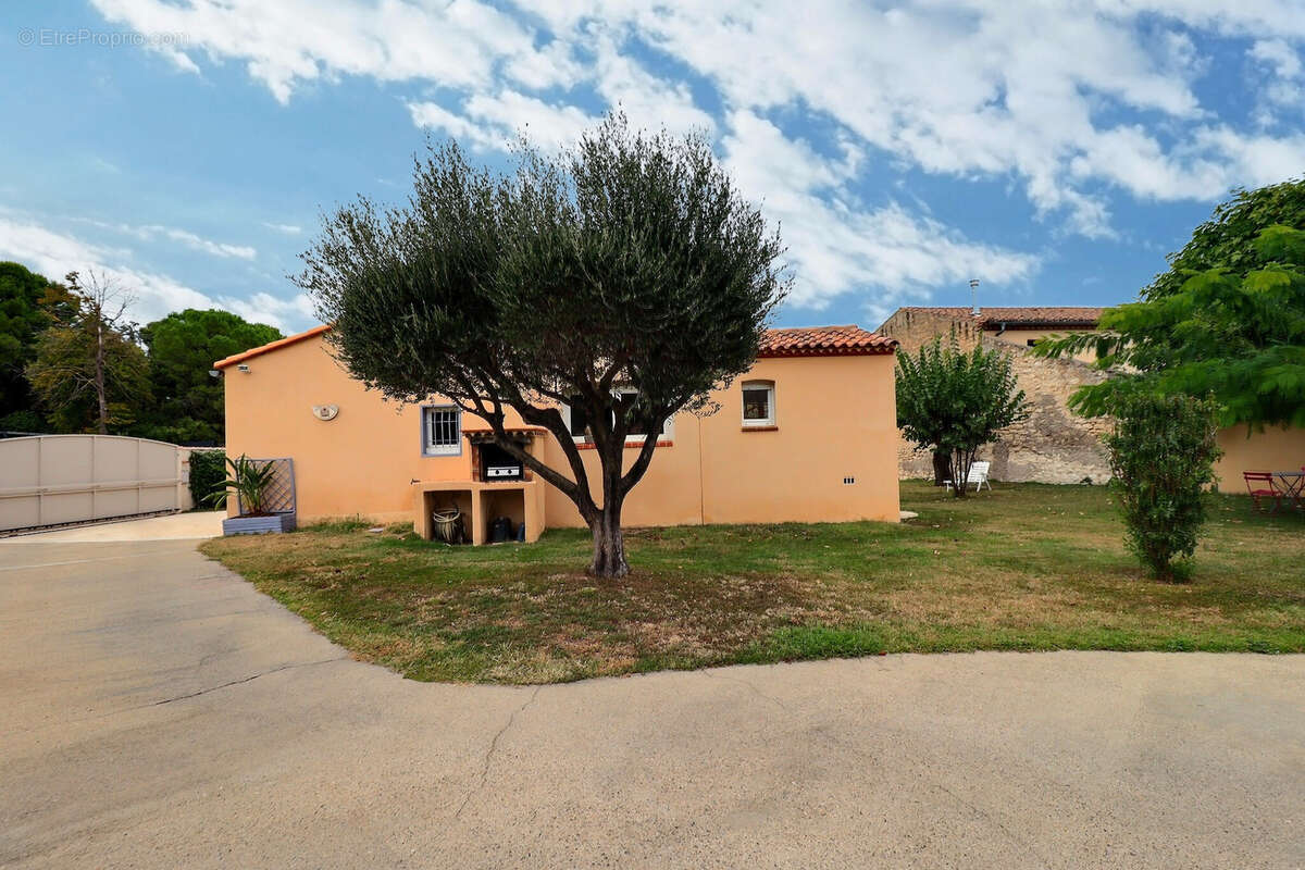 Maison à SAINT-GENIES-DES-MOURGUES