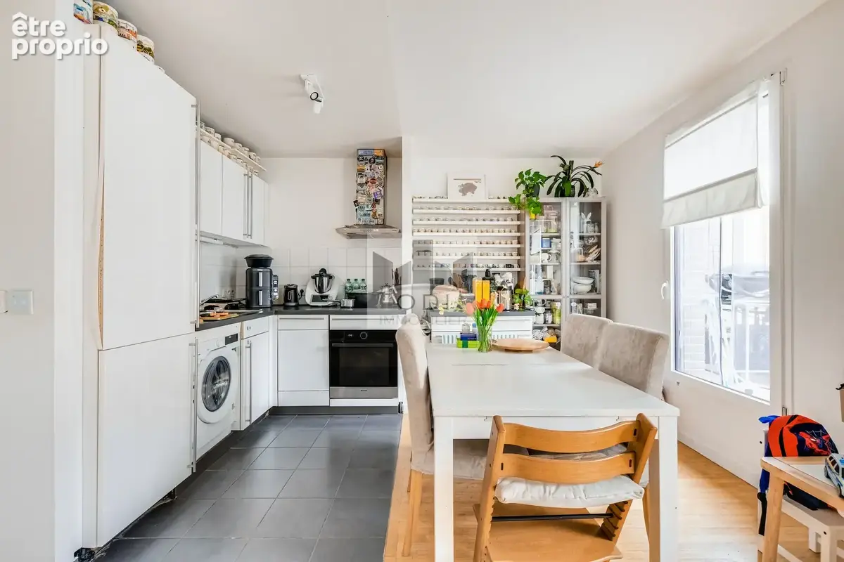Duplex avec terrasses, cave et parking - photo 12