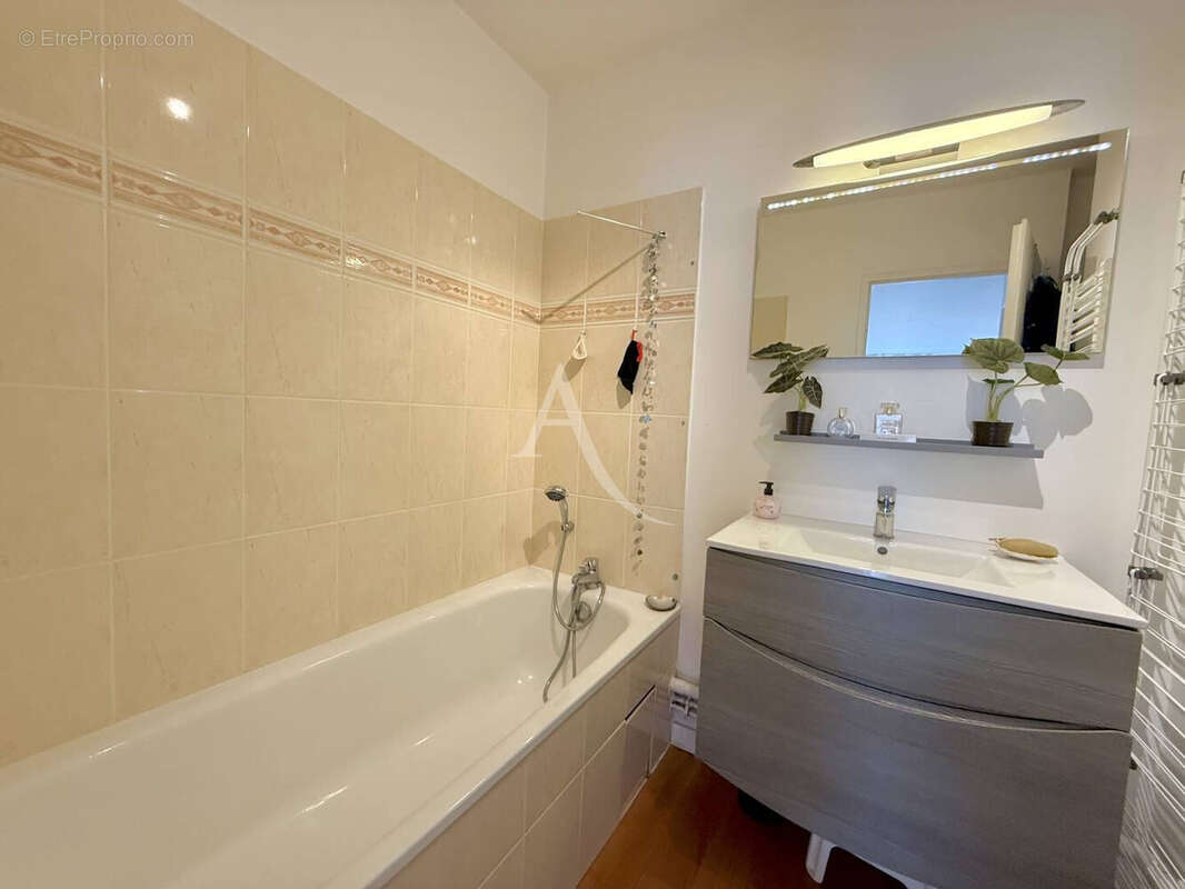 Appartement Ozoir La Ferriere 5 pièce(s) 105 m2 - photo 5