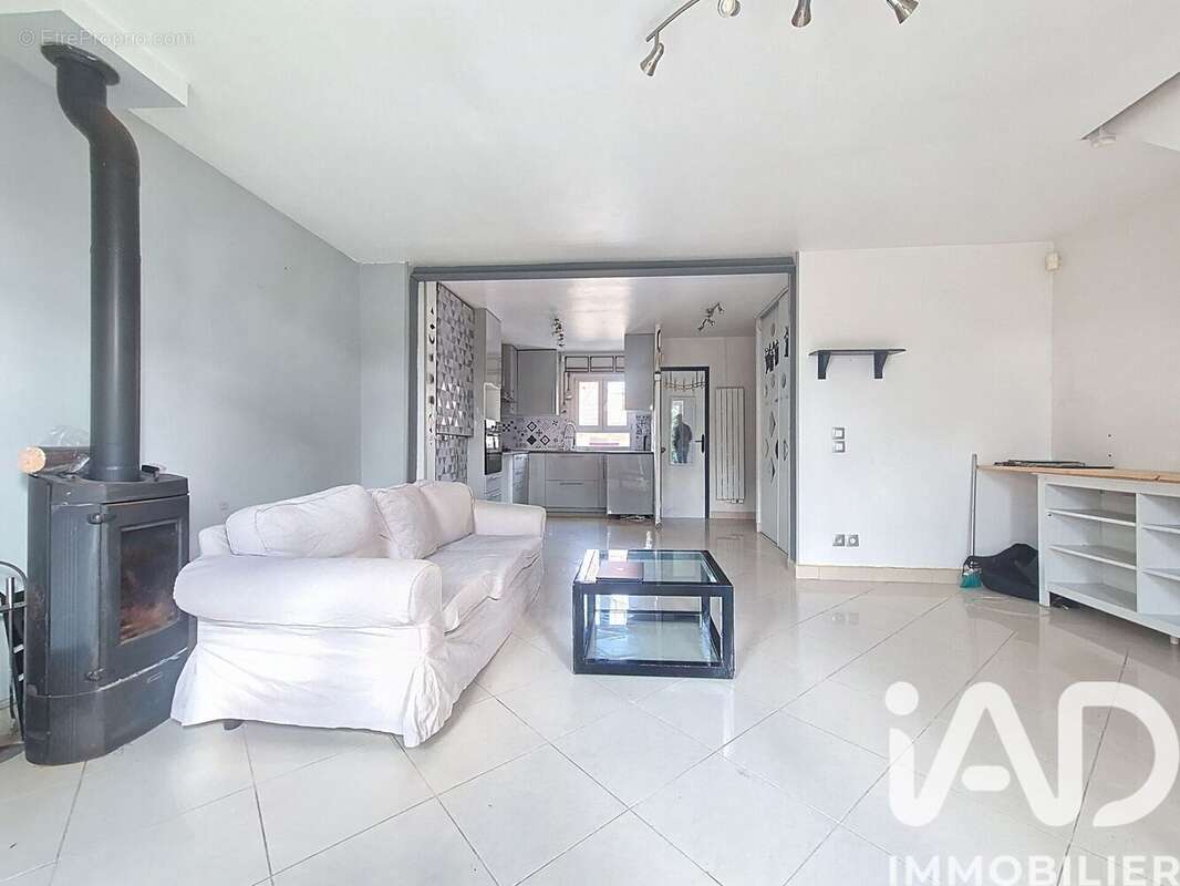 Photo 7 - Appartement à EPINAY-SUR-SEINE