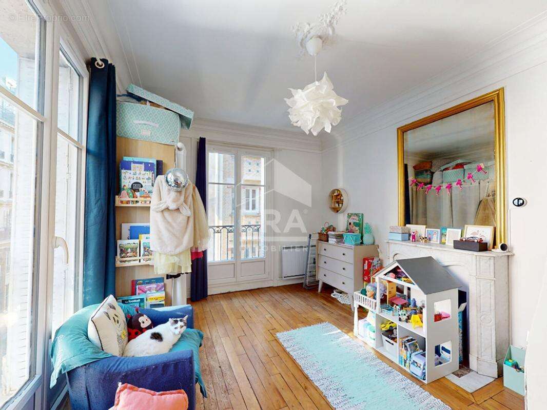 Appartement à PARIS-15E