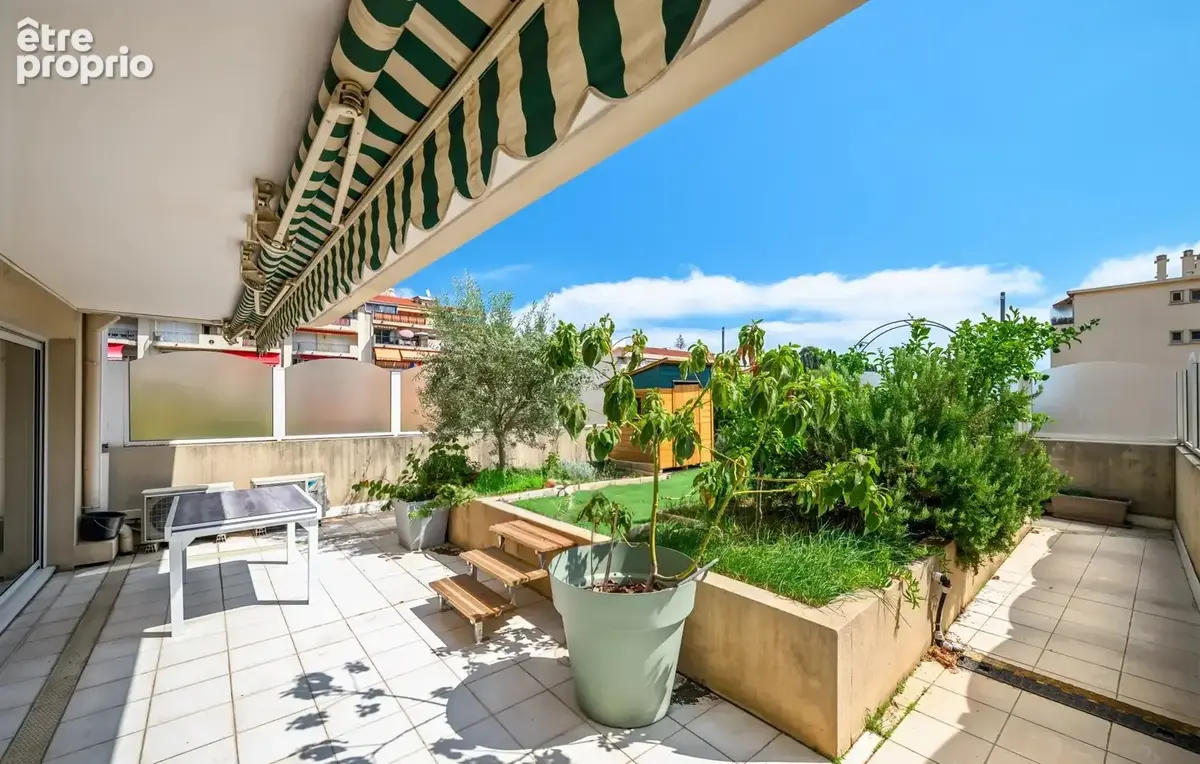 MENTON - BORRIGO - Appartement 4 pièces avec très grande terrasse et garage - photo 6